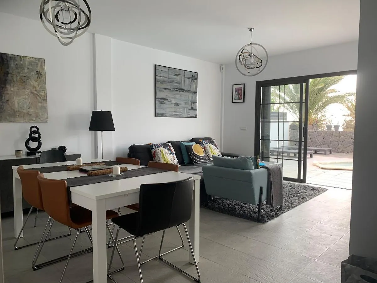 Modern Villa With Sea Views Costa Teguise Spain